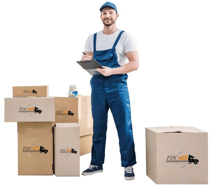 Déménageur France Dem Consulting faisant l’inventaire des cartons